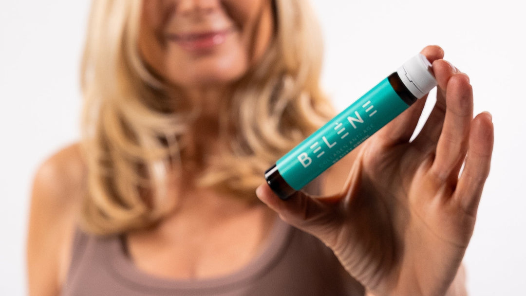 Woman holding a Belène® Collagen Anti-Age Beauty Drink